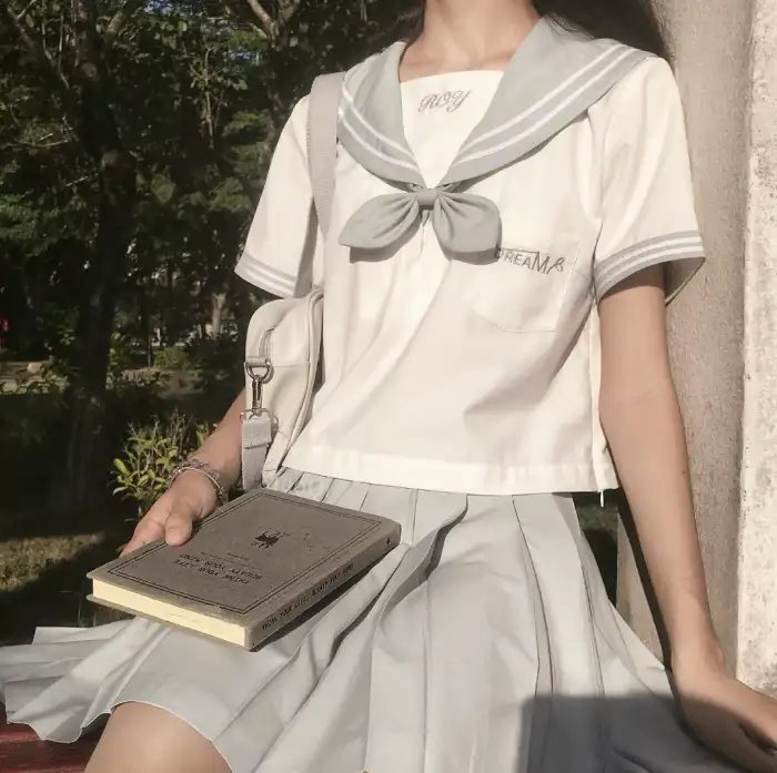 闪婚租个男友回家过年